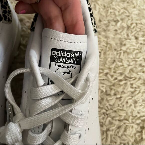 adidas x stan smith white and leopard print sneakers size 7 - Picture 2 of 5